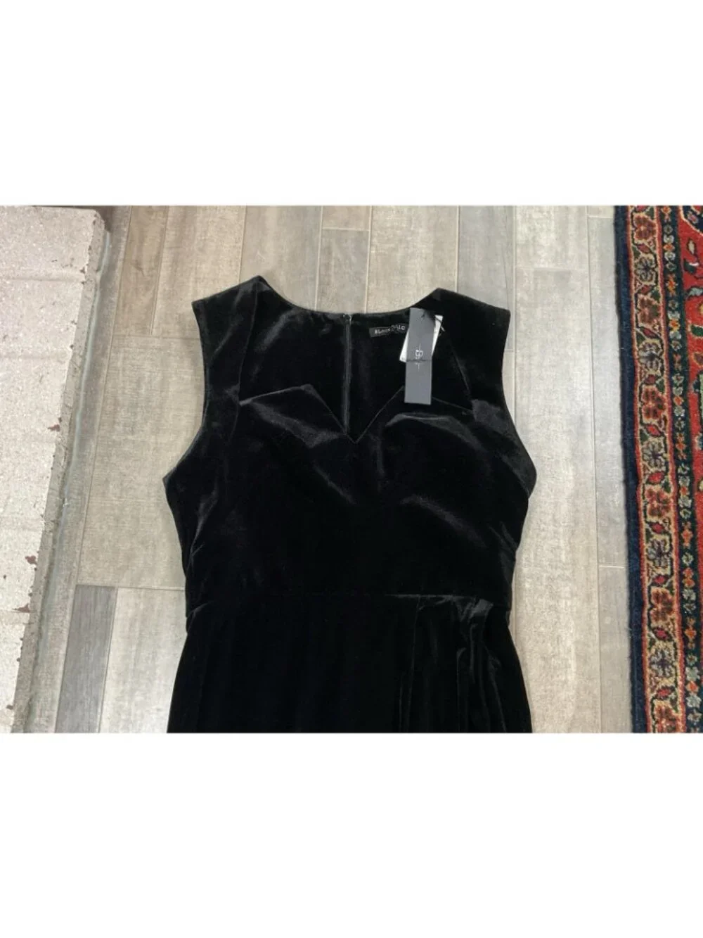 BLACK HALO Black Velvet Dress Midi Bodycon Strech SZ 10 NWT Sleeveless Slit LBD - Picture 3 of 13